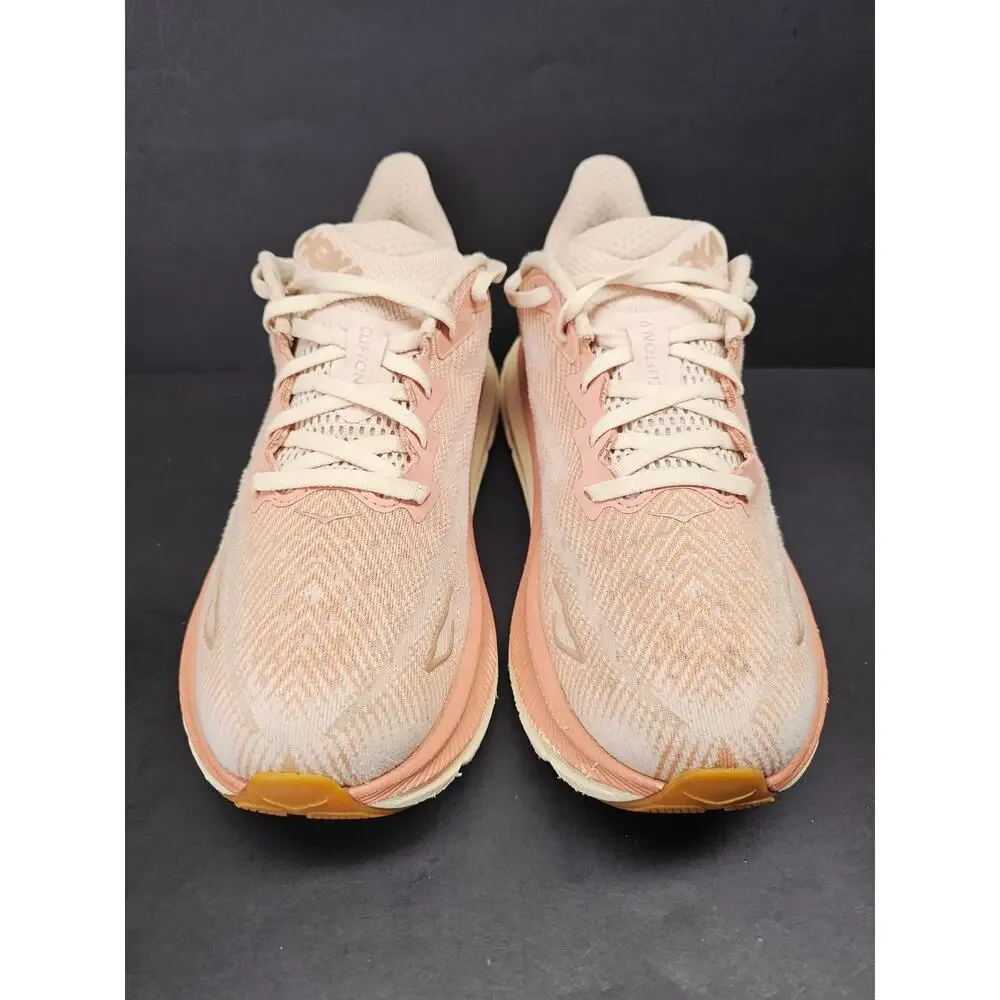 Hoka Women 9.5 Comfy footwear